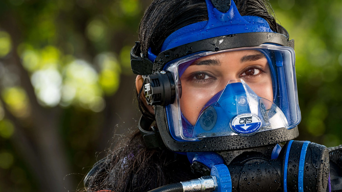 The Full-Face Mask Diver